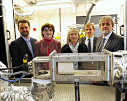 Pictured L to R: Peter Dodd, ETI’s Director of Stakeholder Relations, MP Nicky Morgan, Professor Myra Nimmo, the University’s Pro Vice Chancellor for Research, Steve Faulkner, Caterpillar’s Strategy Manager, Research and Advanced Engineering and University project leader Professor Graham Hargrave.