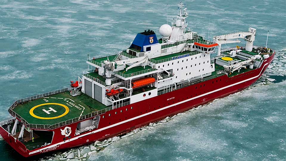 The 134m-long S. A. Agulhas II. Image courtesy of Weddell Sea Expedition.