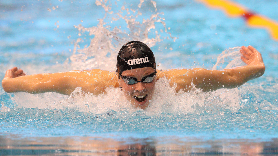Louise Hansson swimming the butterfly stroke
