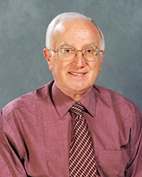 Image of Dr Len Almond