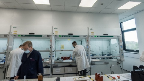 people inside a chemistry lab