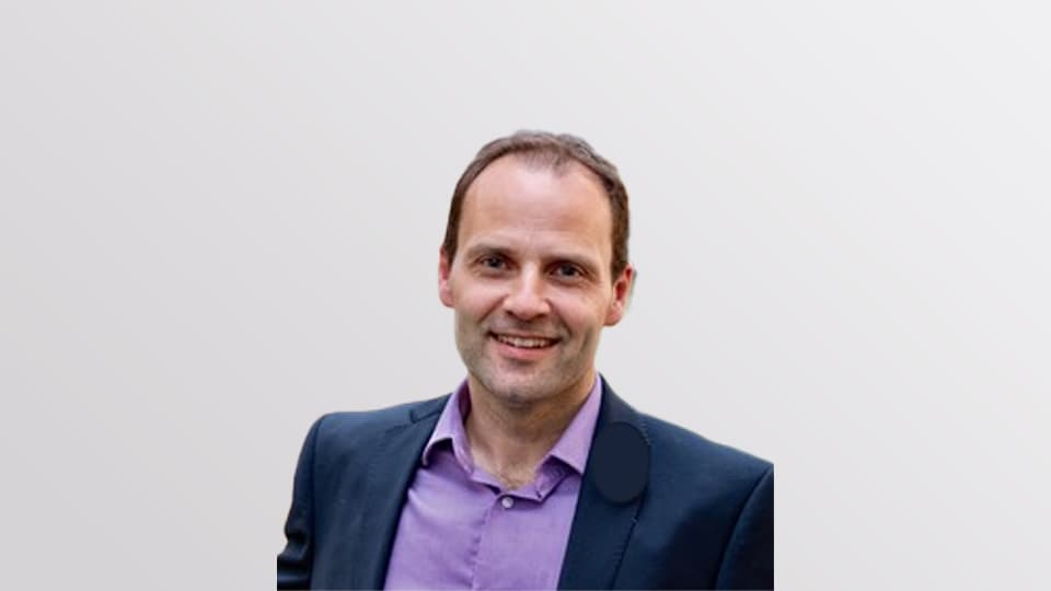 Dr Robin Jackson