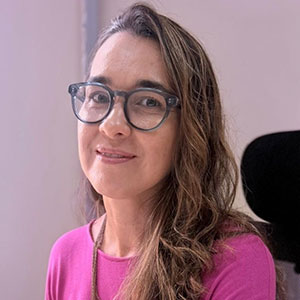 Headshot of IAS Visiting Fellow Dr Maria Luiza Tanure Alves