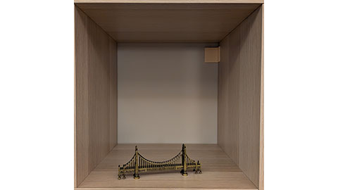 A small model of the Golden Gate bridge