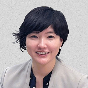 Headshot of IAS Visiting Fellow Associate Professor Naomi Hayami