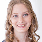 A headshot of Anna Glaze-Krayer