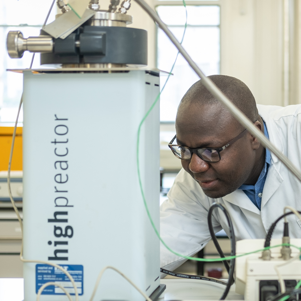 Dr Sola Afolabi at work in the lab