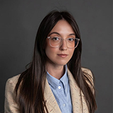 Headshot of Dr Anna Mate