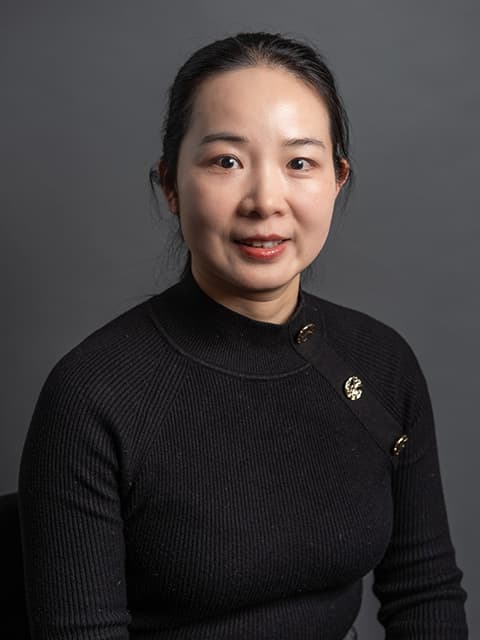 Yvonne Shi