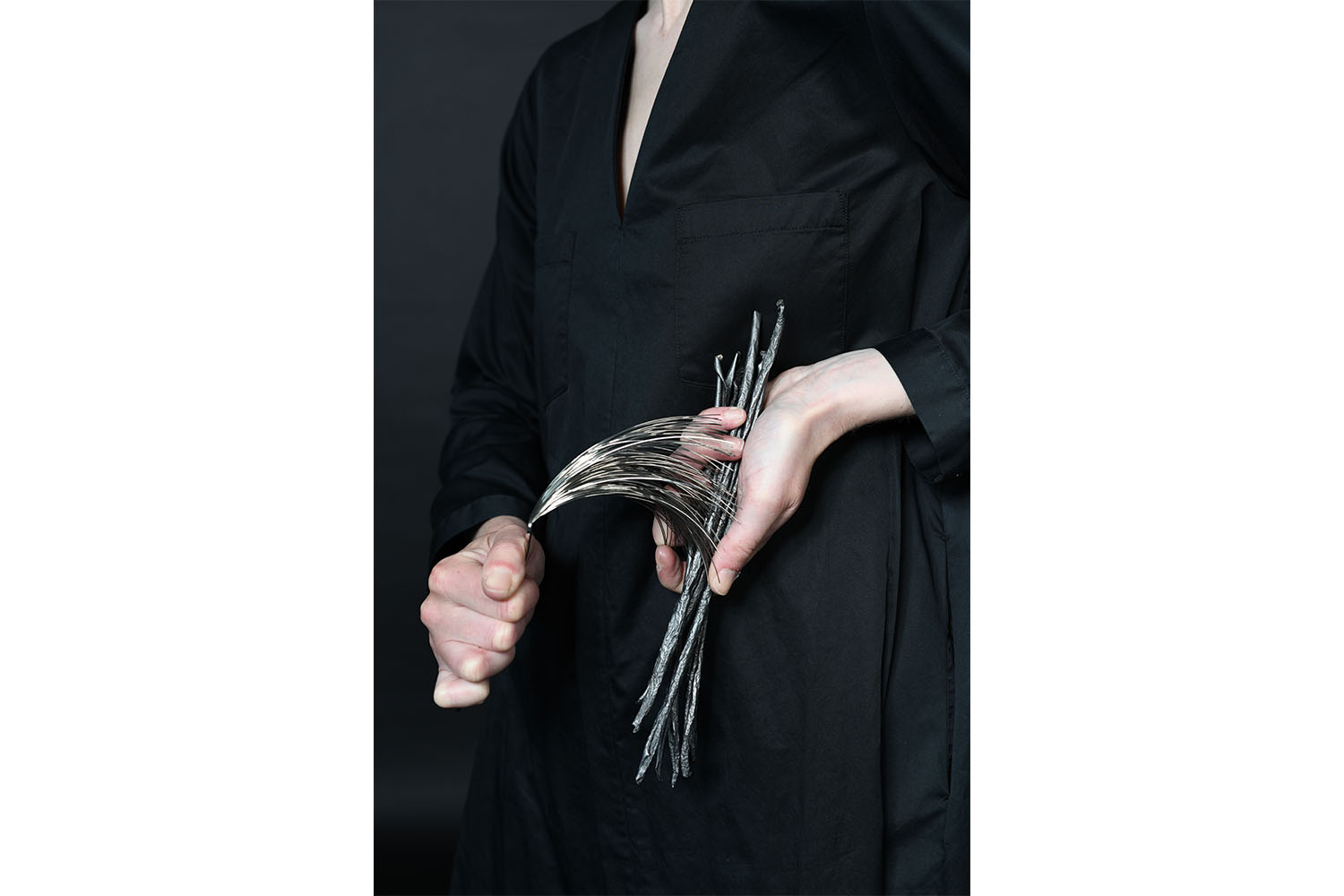 Rachael Colley, Melon skin, graphite, stainless steel: ‘H(old)iii’