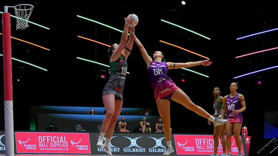 netball players on the court