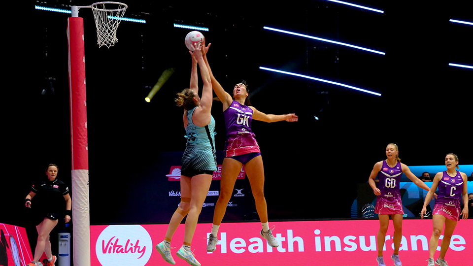 netball players on the court