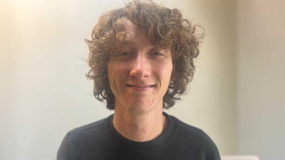 A profile image of Albert.