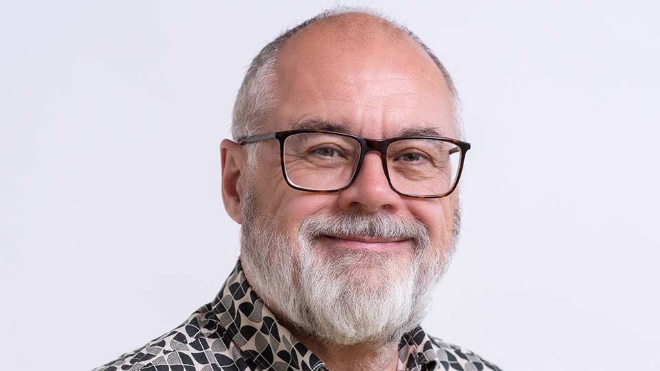 Simon Hodder