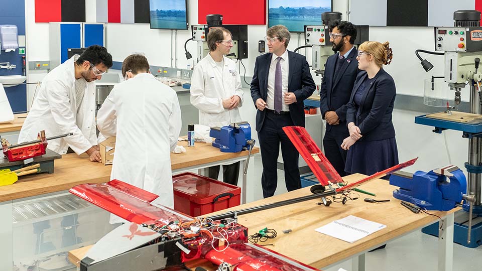 Universities Minister in STEMLab with students and SU representatives