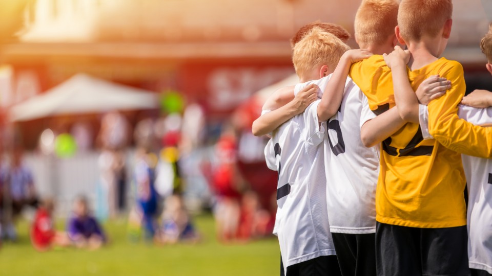 children playing sport 