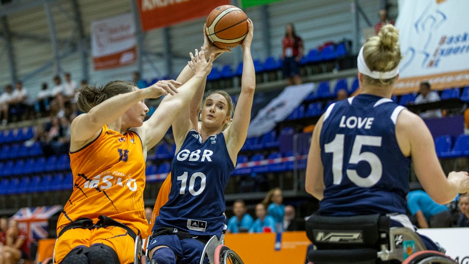 GB wheelchair basketball in action 