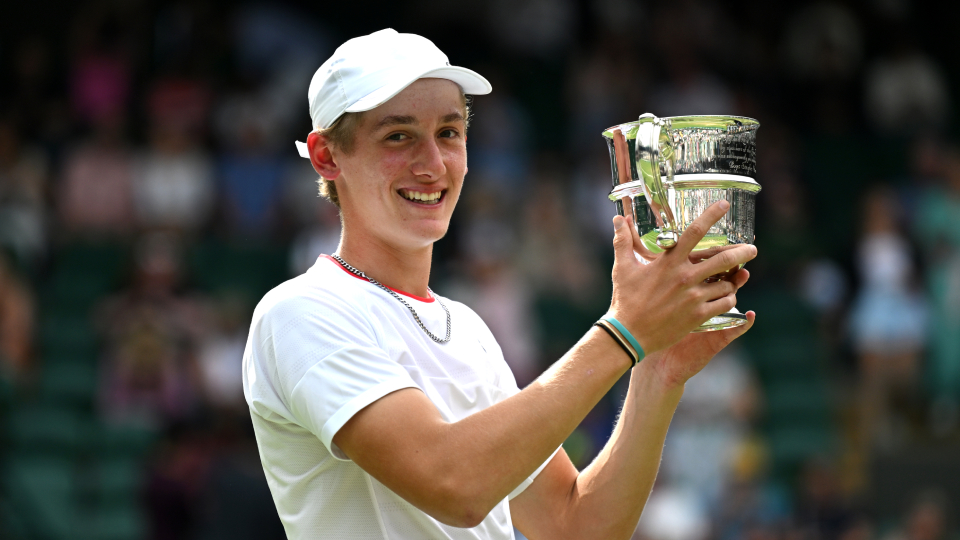 Loughborough’s Henry Searle produced a stunning performance to end Britain’s 61-year wait for a boys' singles champion at Wimbledon.