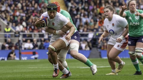 Lightning rugby player Sadia Kabeya in action