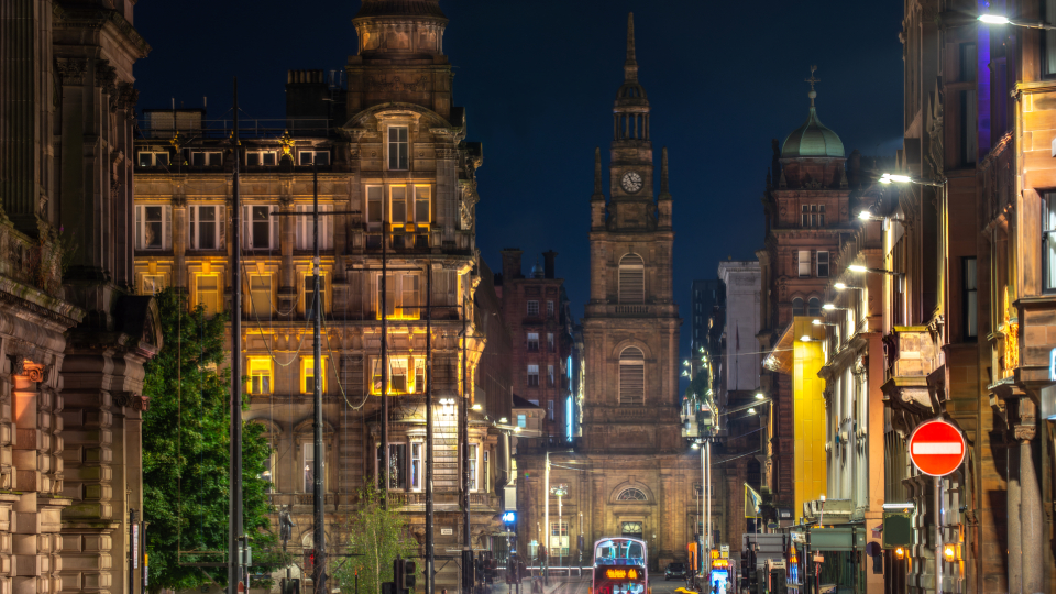 glasgow at night